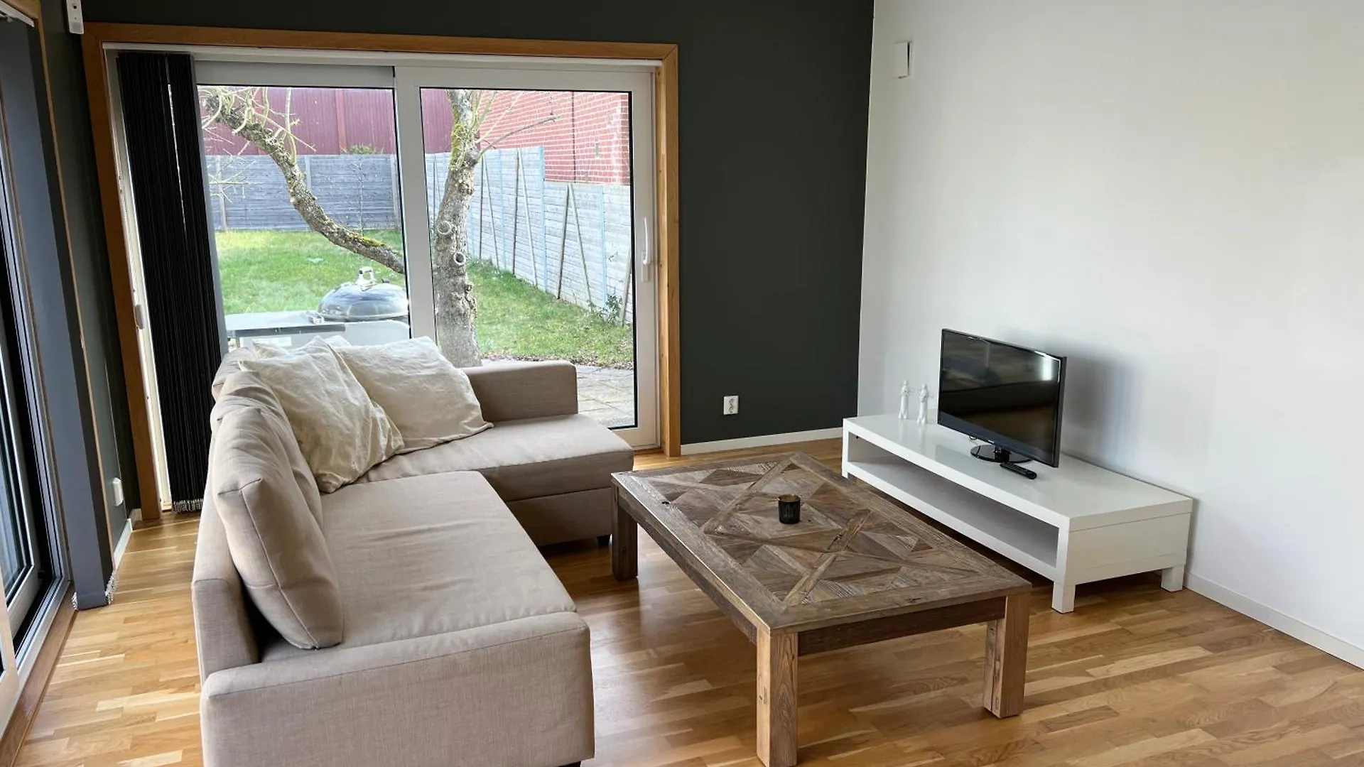 Spacious Apartment In Malmo Close To City Centre Sweden